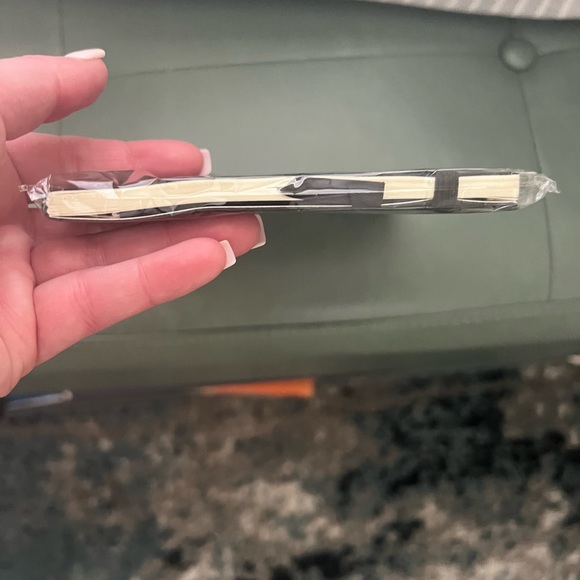 Alfa Romeo Signature Leather Feel Journal—New! - Picture 4 of 4